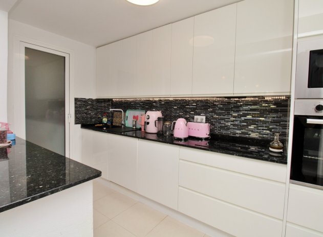 Resale - Apartment / Flat * - Playa Flamenca - Playa Flamenca *