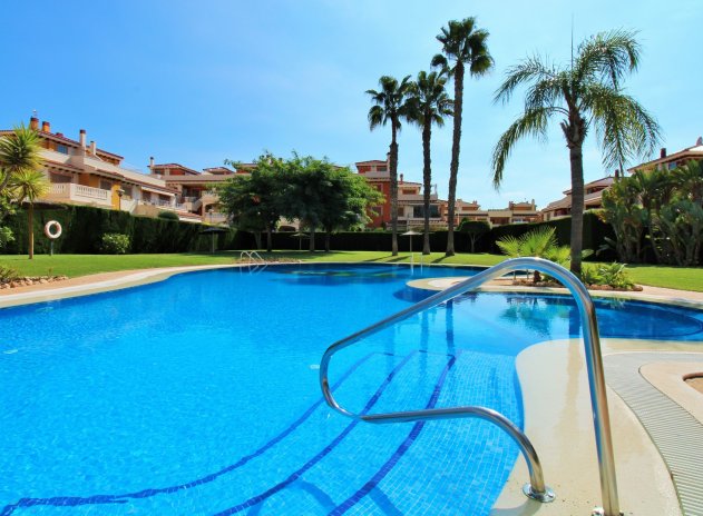 Resale - Apartment / Flat * - Playa Flamenca - Playa Flamenca *
