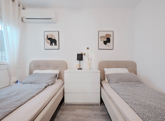 Herverkoop - Appartement - Villamartin - Las Filipinas