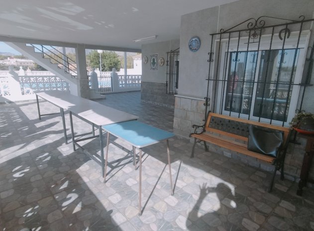 Resale - Villa * - Crevillente - Crevillente *