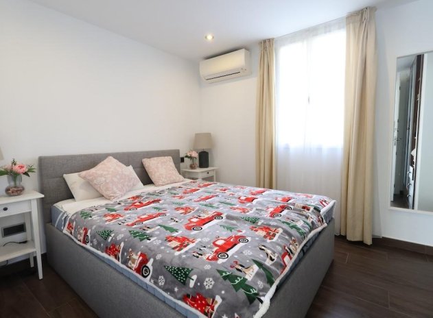 Reventa - Villa - Cabo Roig