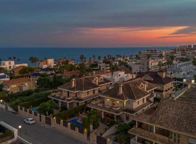 Herverkoop - Villa - Torrevieja - La Veleta