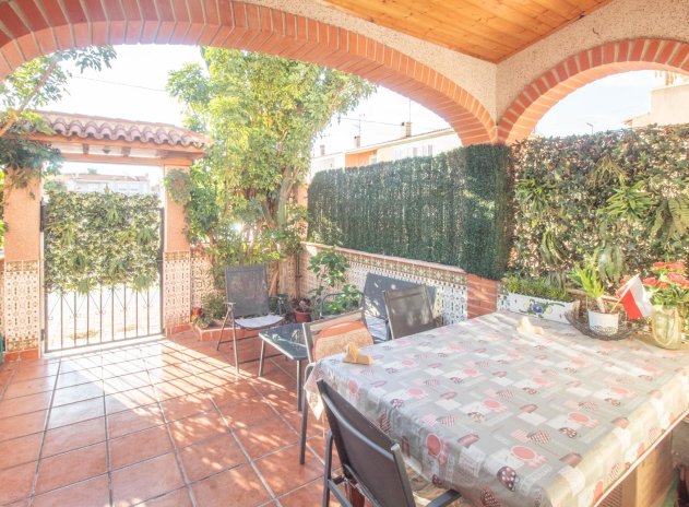 Herverkoop - Rijwoning - Torrevieja - Acequion