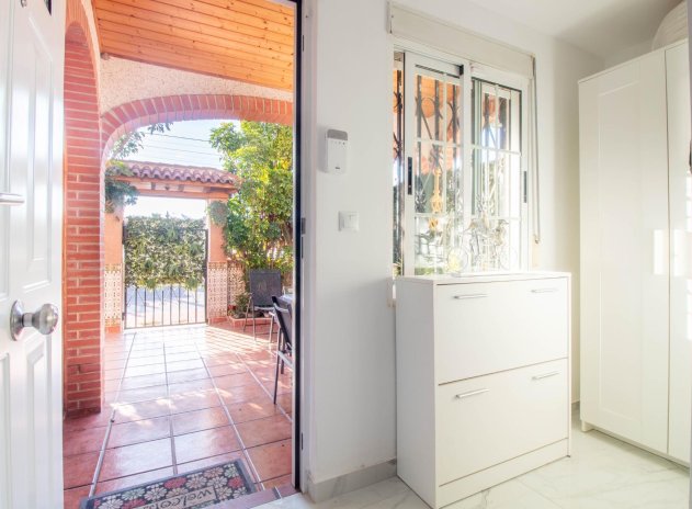 Herverkoop - Rijwoning - Torrevieja - Acequion