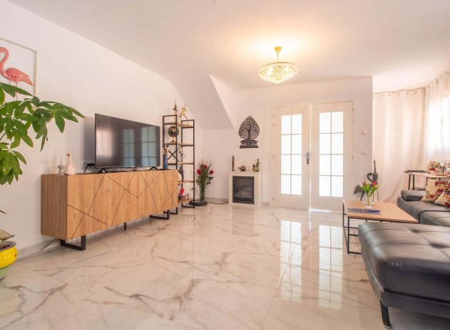 Herverkoop - Rijwoning - Torrevieja - Acequion