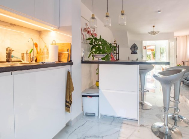 Herverkoop - Rijwoning - Torrevieja - Acequion