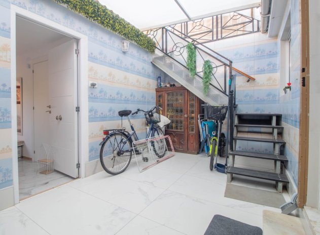 Herverkoop - Rijwoning - Torrevieja - Acequion