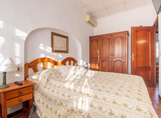 Herverkoop - Rijwoning - Torrevieja - Acequion