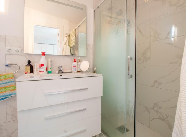 Herverkoop - Rijwoning - Torrevieja - Acequion