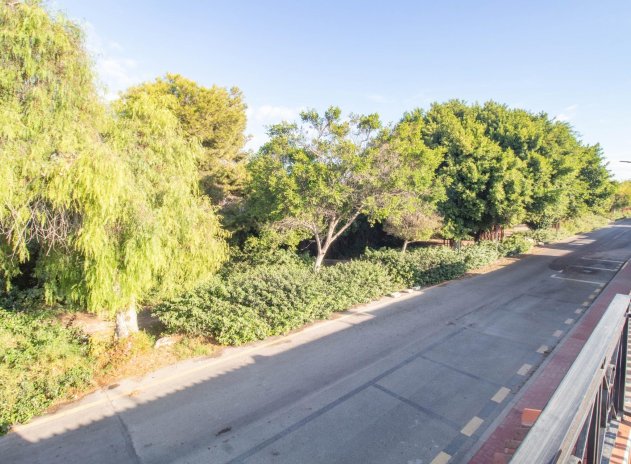 Herverkoop - Rijwoning - Torrevieja - Acequion