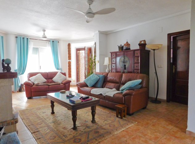 Wiederverkauf - Villa - San Miguel de Salinas