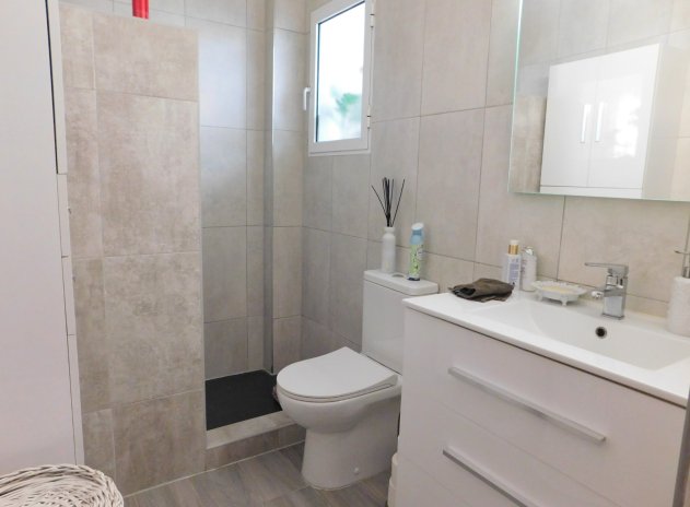 Wiederverkauf - Villa - San Miguel de Salinas