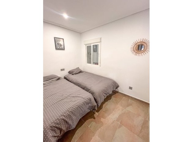 Reventa - Apartamento / Piso - Playa Del Cura - Torrevieja