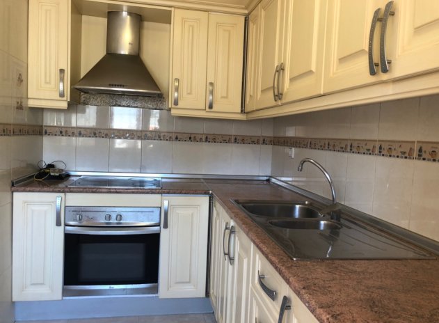 Reventa - Casa adosada - San Miguel de Salinas