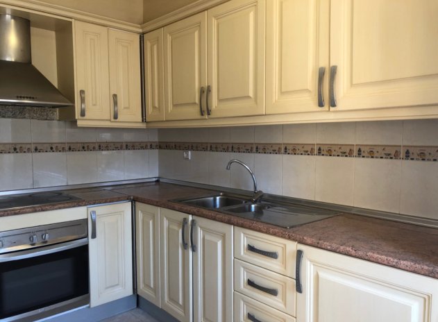 Reventa - Casa adosada - San Miguel de Salinas