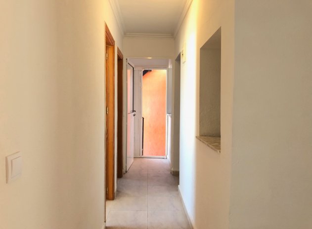 Reventa - Casa adosada - San Miguel de Salinas