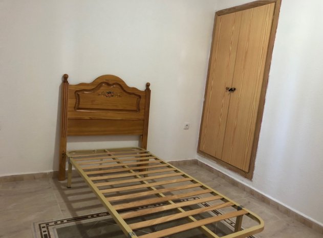 Reventa - Casa adosada - San Miguel de Salinas