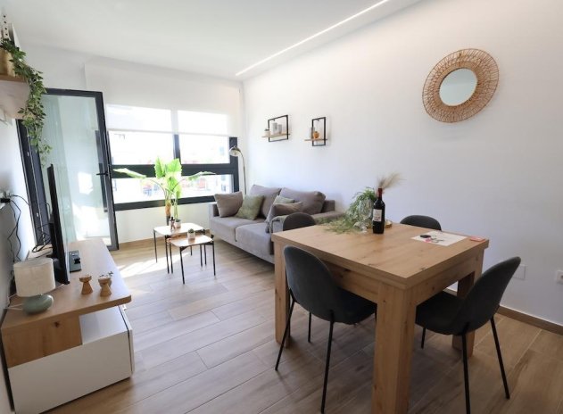 Herverkoop - Appartement - Orihuela Costa - Villamartín