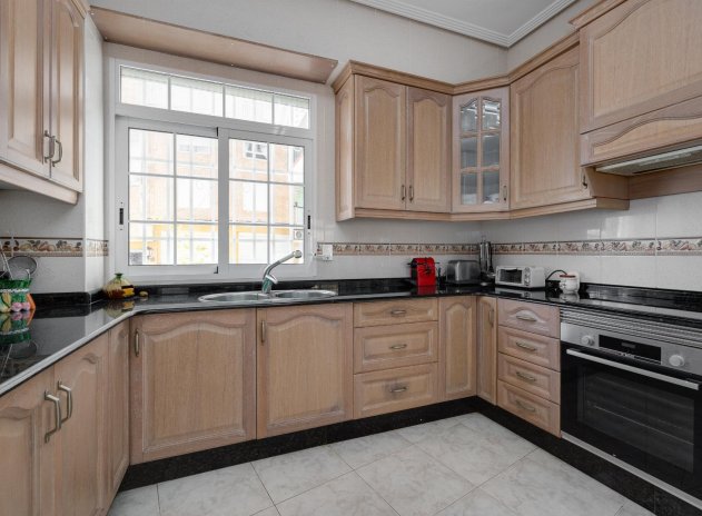 Herverkoop - Appartement - Torrevieja - Acequion