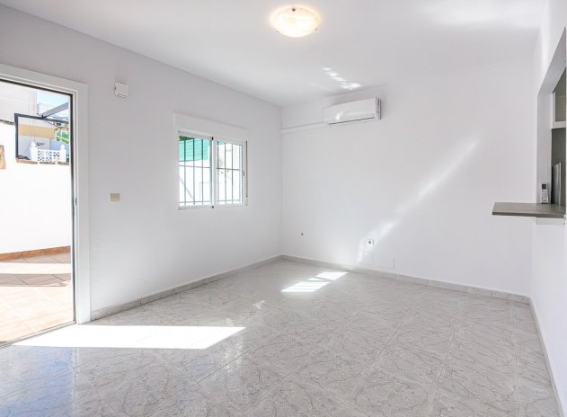 Reventa - Villa - San Miguel de Salinas