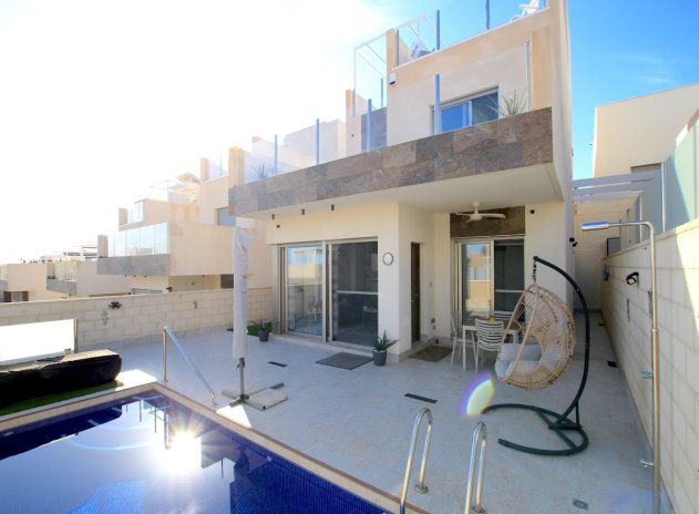 Wiederverkauf - Villa - Villamartin - Villamartín