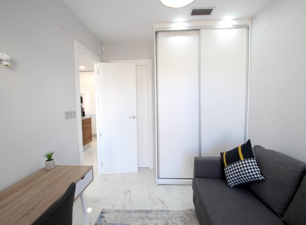 Wiederverkauf - Villa - Villamartin - Villamartín