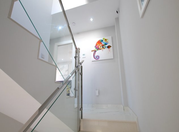 Wiederverkauf - Villa - Villamartin - Villamartín