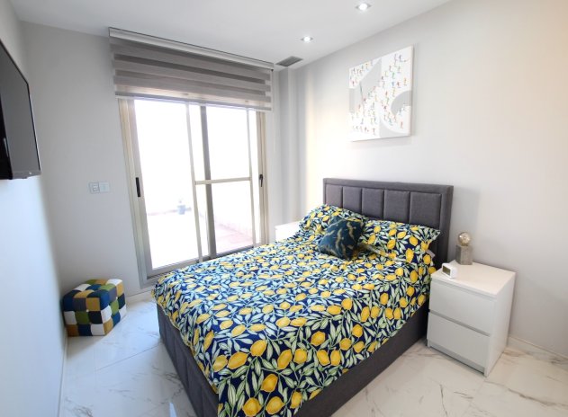 Wiederverkauf - Villa - Villamartin - Villamartín