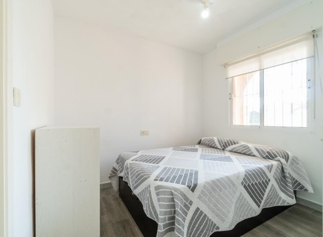 Herverkoop - Appartement - Torrevieja - Los Balcones