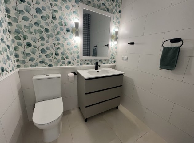 Herverkoop - Finca / Plattelands Woning - Torrevieja - Torretas