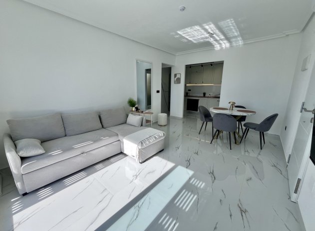 Resale - Apartment / Flat * - Playa Flamenca - Playa Flamenca *