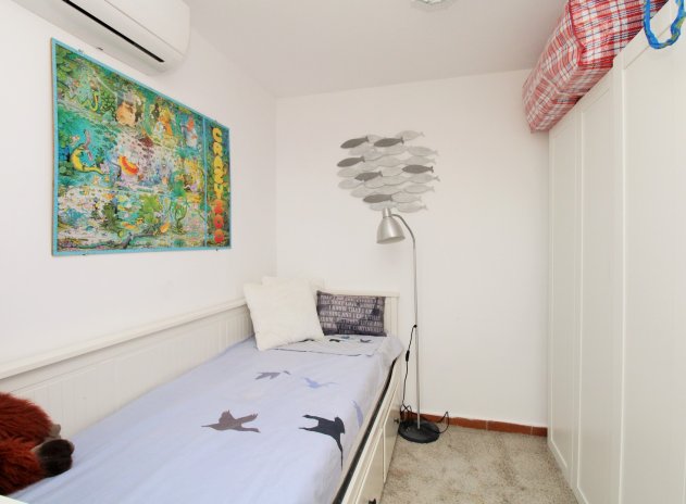 Reventa - Casa adosada - Villamartin - Villamartín