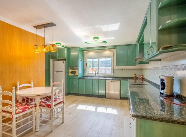 Herverkoop - Villa - Torrevieja - El chaparral