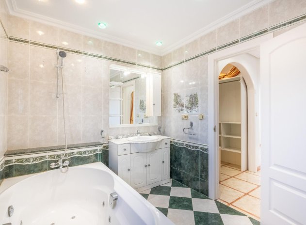 Herverkoop - Villa - Torrevieja - El chaparral