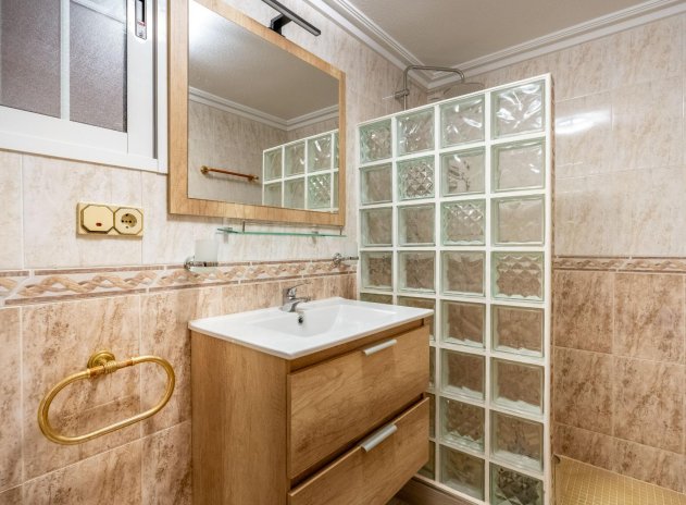 Herverkoop - Villa - Torrevieja - El chaparral