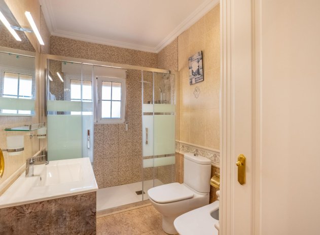 Herverkoop - Villa - Torrevieja - El chaparral