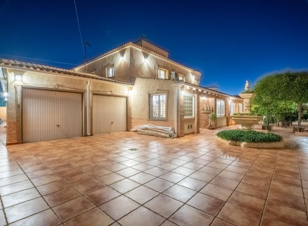 Herverkoop - Villa - Torrevieja - El chaparral