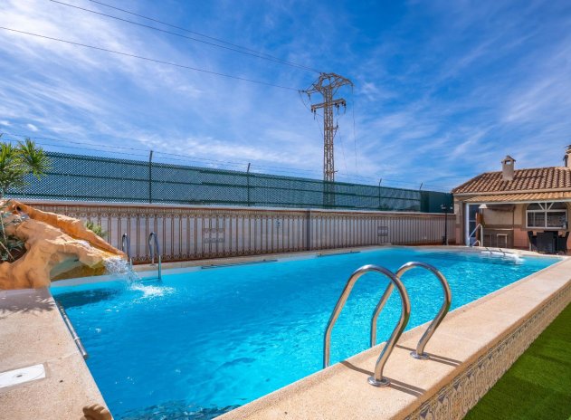 Herverkoop - Villa - Torrevieja - El chaparral