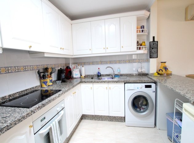 Resale - Townhouse * - Villamartin