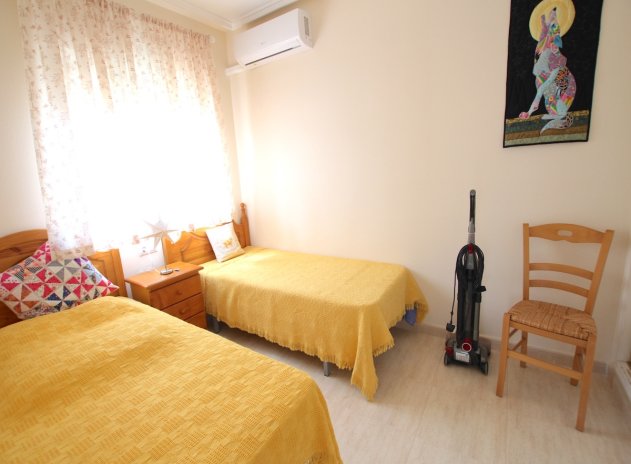 Resale - Townhouse * - Villamartin