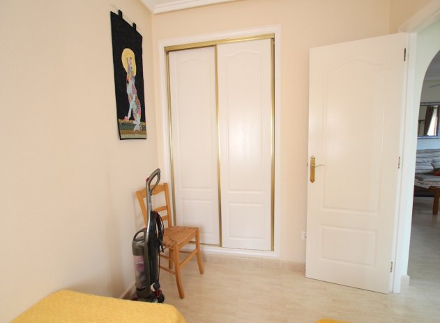 Resale - Townhouse * - Villamartin