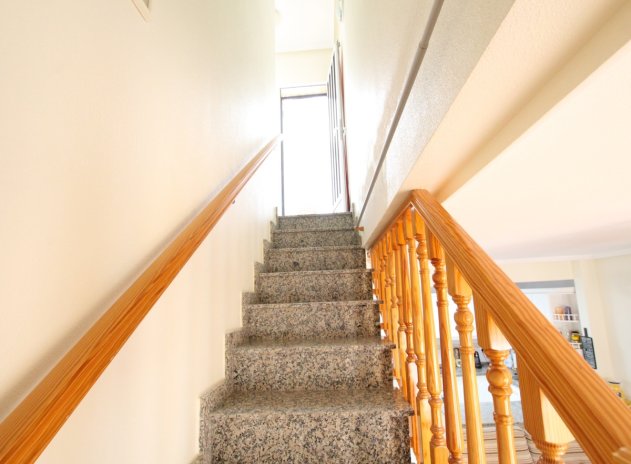 Resale - Townhouse * - Villamartin