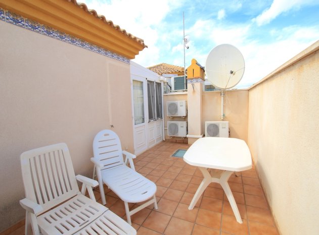 Resale - Townhouse * - Villamartin