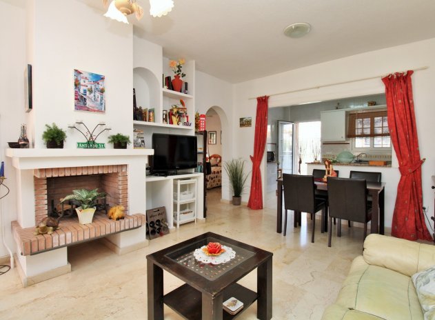 Resale - Apartment / Flat * - Playa Flamenca - Playa Flamenca *