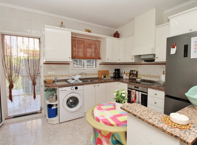 Resale - Apartment / Flat * - Playa Flamenca - Playa Flamenca *