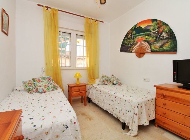 Resale - Apartment / Flat * - Playa Flamenca - Playa Flamenca *