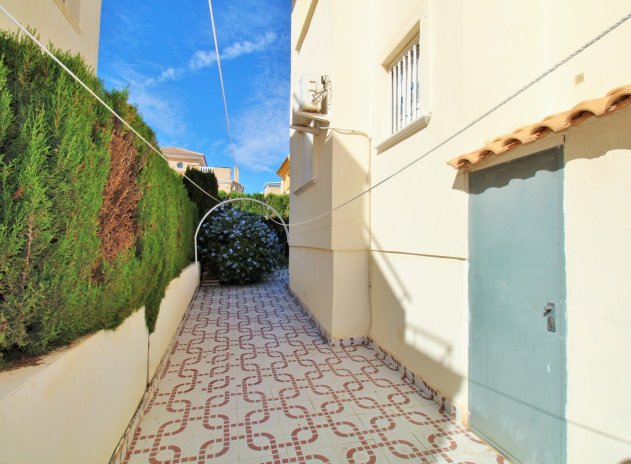 Resale - Apartment / Flat * - Playa Flamenca - Playa Flamenca *