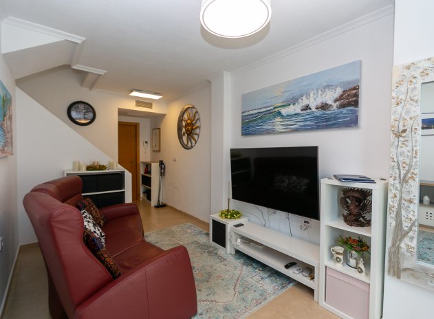 Reventa - Casa adosada - Guardamar del Segura