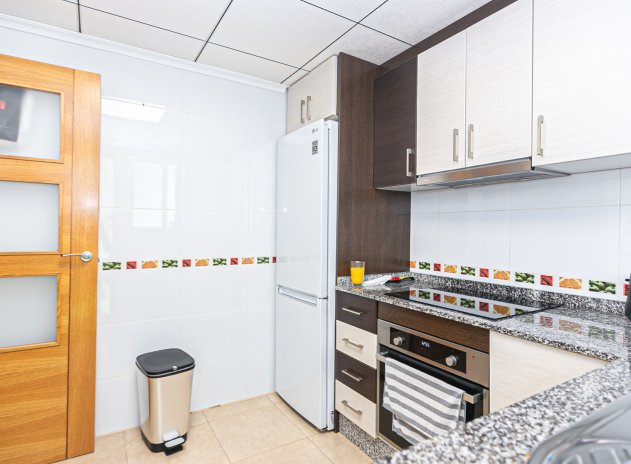 Reventa - Casa adosada - Guardamar del Segura