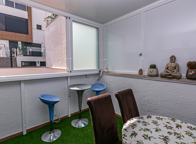 Reventa - Casa adosada - Guardamar del Segura